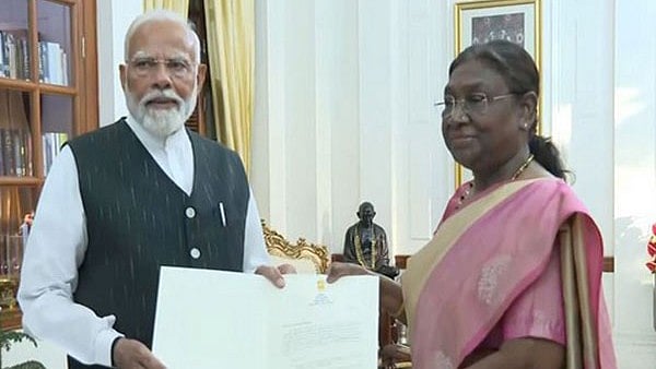 രാഷ്ട്രപതി ക്ഷണിച്ചു; മൂന്നാം മോദി സർക്കാർ ഞായറാഴ്ച അധികാരമേൽക്കും