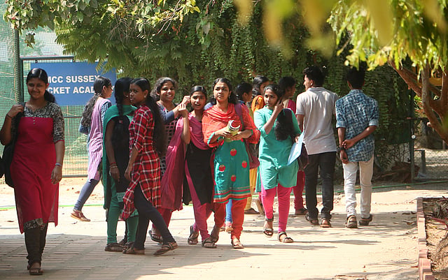 ബിരുദപഠനം ഇനി നാലു വര്ഷം;
ആശങ്കകളും അനിശ്ചിതത്വവും