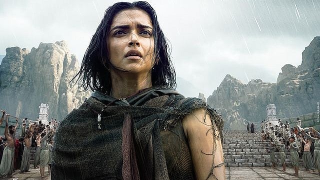 എന്തോ സംഭവിക്കാൻ പോകുന്നു, പത്മയായി ദീപിക; 'കൽക്കി' പുതിയ പോസ്റ്റർ