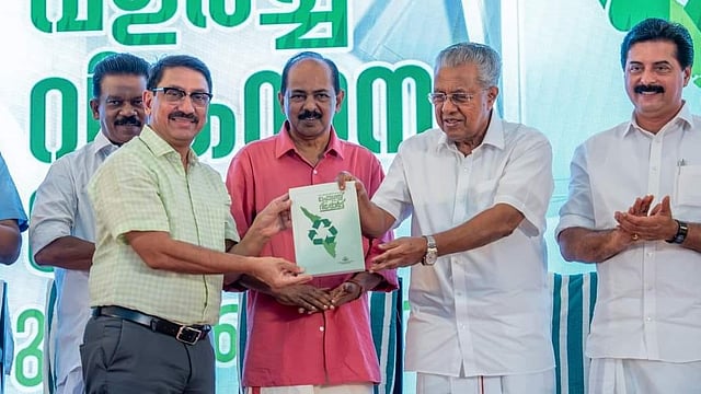 'നല്ലതെന്ന് പറയാന് ഒരു മന്ത്രി പോലുമില്ല, ഭക്ഷ്യമന്ത്രി നാടിന് നാണക്കേട്': സിപിഐ യോഗത്തില് രൂക്ഷവിമര്ശനം