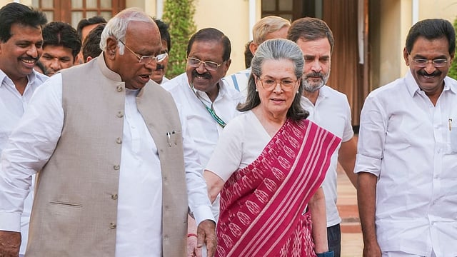 സോണിയ ഗാന്ധി കോൺഗ്രസ് പാർലമെന്ററി പാർട്ടി ചെയർപേഴ്സൻ