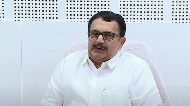 'സുരേഷ് ഗോപി രണ്ടാം സ്ഥാനത്തെത്തിയാല്‍ ഒന്നാം പ്രതി പിണറായി; കേരളത്തില്‍ ബിജെപിക്കുണ്ടാകുക കോഴിമുട്ടയുടെ ആകൃതി'