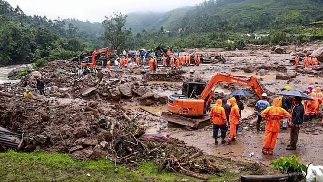 ഉരുള് പൊട്ടലിലുണ്ടായ മുണ്ടക്കൈ