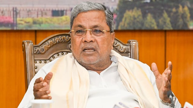 സിദ്ധരാമയ്യക്ക് തിരിച്ചടി; 'മുഡ' കേസില്‍ പ്രോസിക്യൂഷന്‍ അനുമതിക്കെതിരായ ഹര്‍ജി തള്ളി, മുഖ്യമന്ത്രി രാജി വെക്കില്ലെന്ന് ഡി കെ ശിവകുമാര്‍