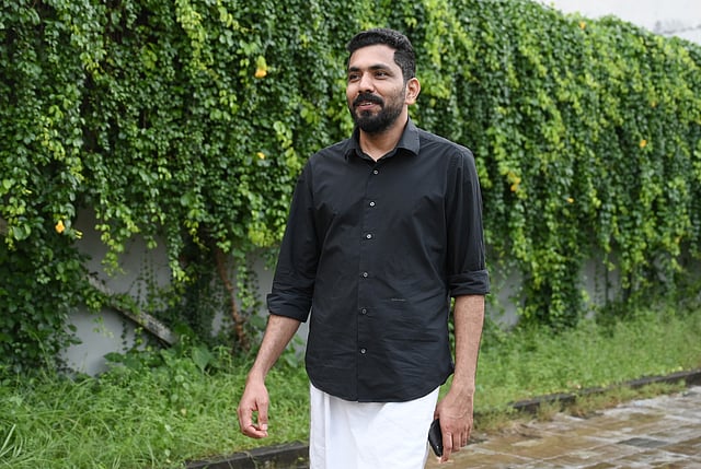 മനു തോമസ്