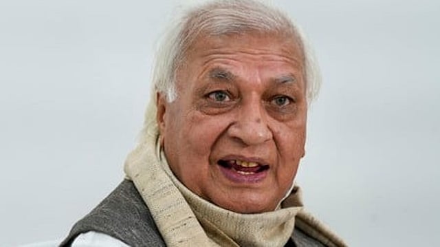 Governor against ex vice Chancellors