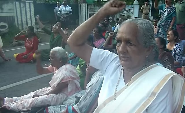 കണ്ണമാലിയിൽ റോഡ് ഉപരോധം