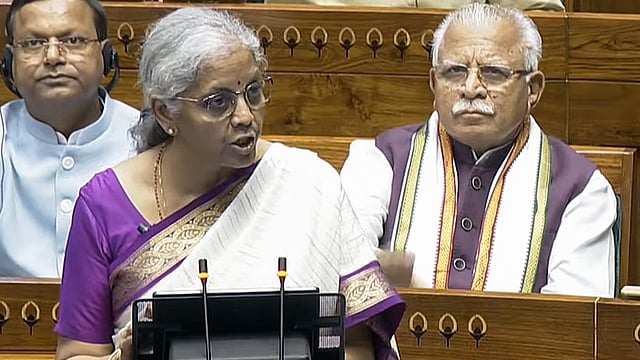 'എല്ലാ സംസ്ഥാനങ്ങളുടേയും പേരു പറയാനാകില്ല, പേരു പറയാത്തത് അവഗണനയല്ല'; പ്രതിപക്ഷത്തെ തള്ളി നിര്മല സീതാരാമന്