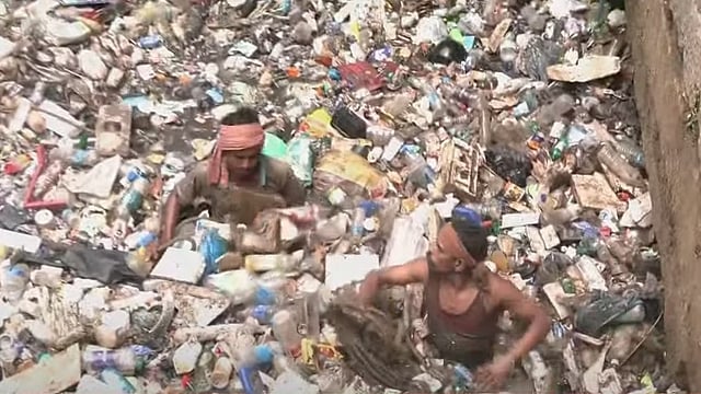 ആമയിഴഞ്ചാന് തോട്ടിലെ അപകടം: റെയില്വേയ്ക്ക് നോട്ടീസ് അയച്ച് മനുഷ്യാവകാശ കമ്മീഷന്