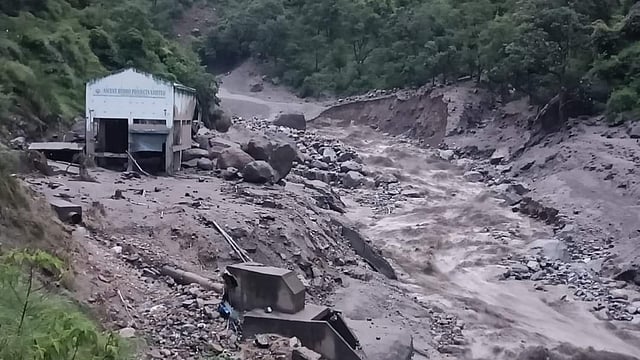 himachal cloudburst