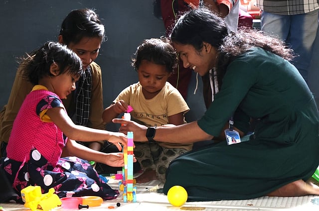 ദുരിതാശ്വാസ ക്യാംപില് കുട്ടികള്