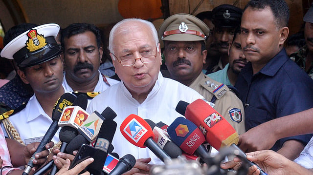 അന്വറിന്റെ വെളിപ്പെടുത്തലില് ഇടപെട്ട് ഗവര്ണര്; ഫോണ് ചോര്ത്തലില് മുഖ്യമന്ത്രിയോട് റിപ്പോര്ട്ട് തേടി
