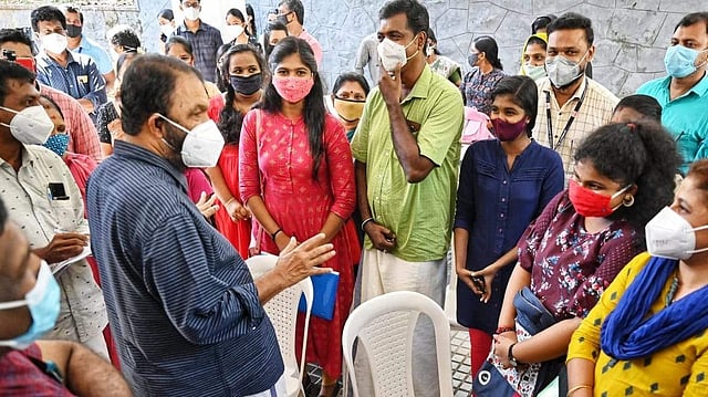 പ്ലസ് വണ്‍ പ്രവേശനം പൂര്‍ത്തിയായി, സംസ്ഥാനത്തൊട്ടാകെ ഒഴിഞ്ഞു കിടക്കുന്നത് 53,261 സീറ്റുകള്‍; മലപ്പുറത്ത് മാത്രം 2497