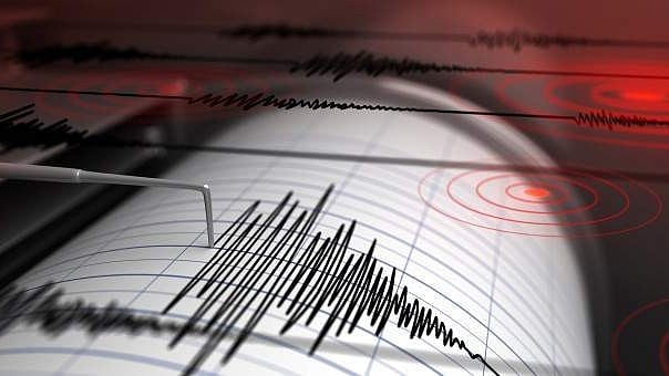 earthquake struck Small tsunami wave hits Japanese island
