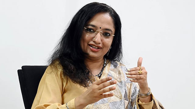 'സ്ത്രീ എന്ന നിലയില്‍ അത് എന്നെ വിഷമിപ്പിച്ചു;  അത്രയ്ക്ക് വളച്ചൊടിക്കേണ്ടതുണ്ടോയെന്ന് തോന്നി'