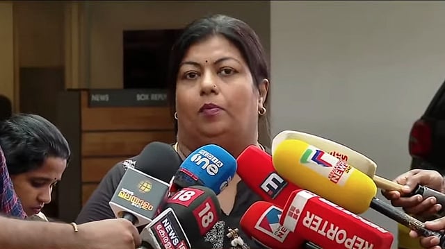 'മോളേ, എനിക്ക് മോളോട് സംസാരിക്കണം'; പ്രമുഖ താരം വിളിച്ച് മുറിയിലേക്ക് വരാന്‍ ആവശ്യപ്പെട്ടു; വെളിപ്പെടുത്തലുമായി തിലകന്റെ മകള്‍