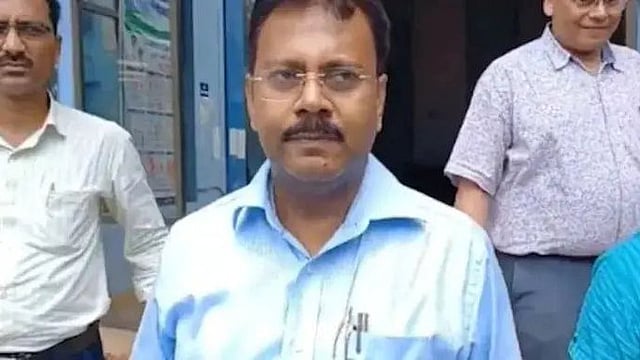 ഡോക്ടറുടെ കൊലപാതകം:  ആര്‍ജി കര്‍ ആശുപത്രിയിലെ മുന്‍ പ്രിന്‍സിപ്പലിനെ  സസ്പെന്‍ഡ് ചെയ്ത് ഐഎംഎ