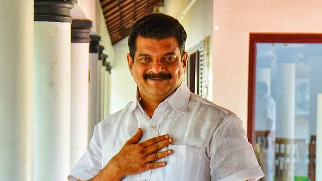 'കേരളത്തിന്റെ മാപ്പുണ്ട്.., നിലമ്പൂരിന്റെ മാപ്പുണ്ട്.., ഇനിയും വേണോ മാപ്പ്...'; ഐപിഎസ് അസോസിയേഷനെ പരിഹസിച്ച് പി വി അൻവർ