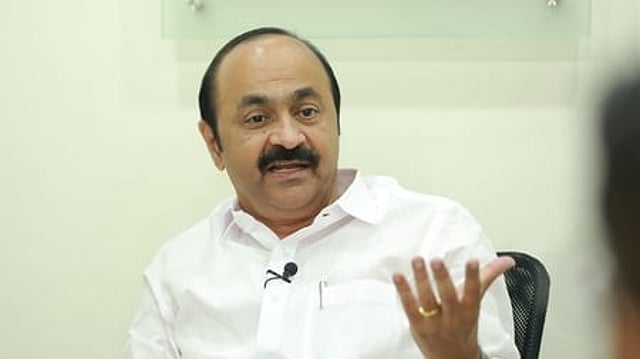 പണ്ട് നമ്മള് ഒന്നായിരുന്നെന്ന ഓര്മ്മപ്പെടുത്തല്; എംവി ഗോവിന്ദന്റേത് ബുദ്ധിപൂര്വമുള്ള നീക്കമെന്ന് വി ഡി സതീശന്; ആര്എസ്എസ് വോട്ടുനേടാനുള്ള തന്ത്രമെന്ന് ചെന്നിത്തല