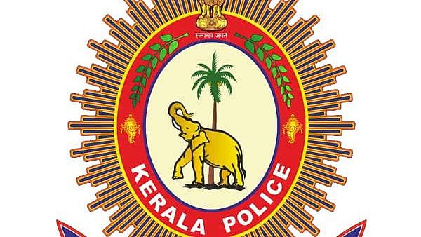 പഠനം പാതിവഴിയില് ഉപേക്ഷിച്ചവരാണോ?; സൗജന്യ സഹായവുമായി കേരളാ പൊലീസ്