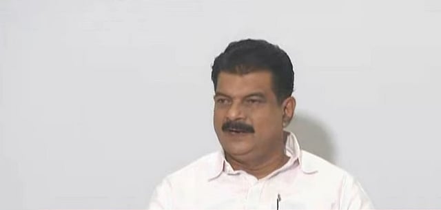 33 ലക്ഷം രൂപയ്ക്ക് വാങ്ങിയ ഫ്‌ലാറ്റ് പത്തുദിവസം കഴിഞ്ഞ് 65 ലക്ഷം രൂപയ്ക്ക് വിറ്റു, ഇത് എന്ത് മാജിക്?; അജിത്കുമാറിനെതിരെ വീണ്ടും ആരോപണവുമായി പി വി അന്‍വര്‍ 