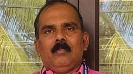 അമിത ജോലിഭാരം; വിദ്യാഭ്യാസ വകുപ്പ് ഓഫീസ് സീനിയർ സൂപ്രണ്ട് മരിച്ച നിലയിൽ