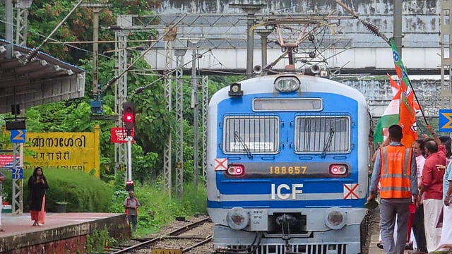 kollam- ernakulam memu service