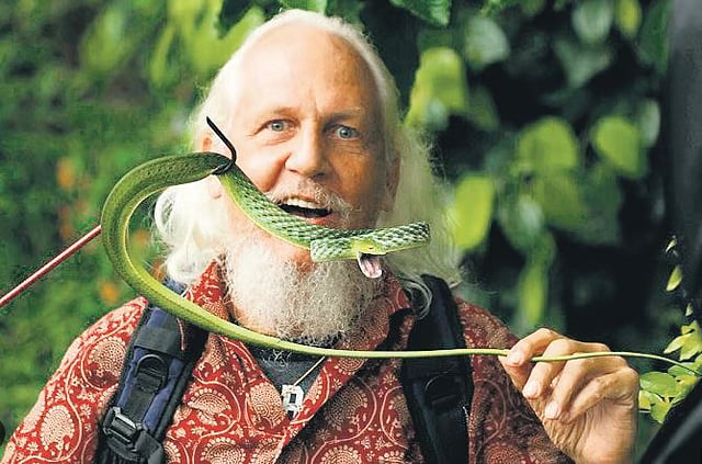 റോമുലസ് വിറ്റാക്കര്