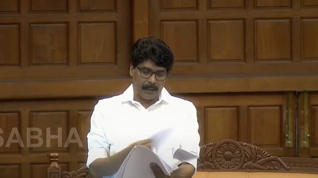 'വയനാട്ടില് കോണ്ഗ്രസിന്റെ ടൗണ്ഷിപ്പ്: പറഞ്ഞത് ആഗ്രഹം, രാഹുല് ഗാന്ധി പ്രഖ്യാപിച്ചത്
കോണ്ഗ്രസ് പാലിച്ചിരിക്കും'