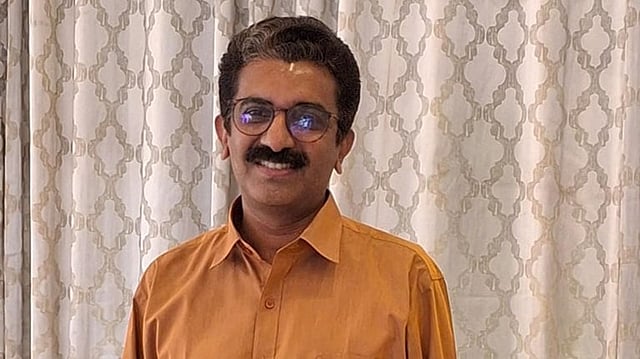 നവീന് ബാബു