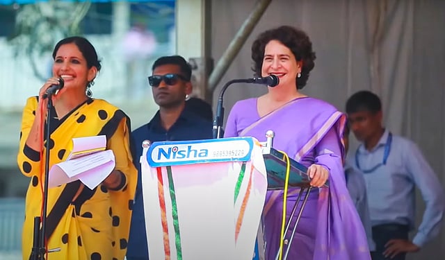 ആവേശോജ്വലമായ റോഡ് ഷോയ്ക്ക് ശേഷമാണ് പ്രിയങ്ക ഗാന്ധി നാമനിര്ദേശ പത്രിക സമര്പ്പിച്ചത്