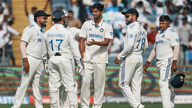 New Zealand lead by 301 runs