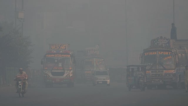 smog in Lahore