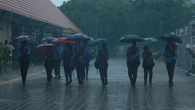 Rain alert in kerala.