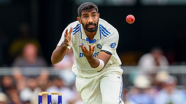 Stump mic catches frustrated Bumrah