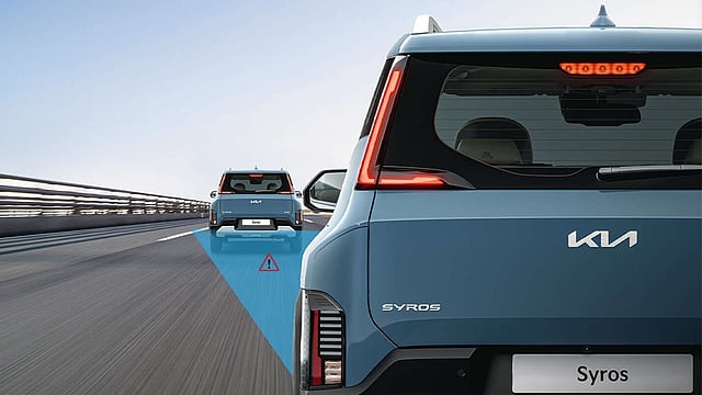 KIA SYROS