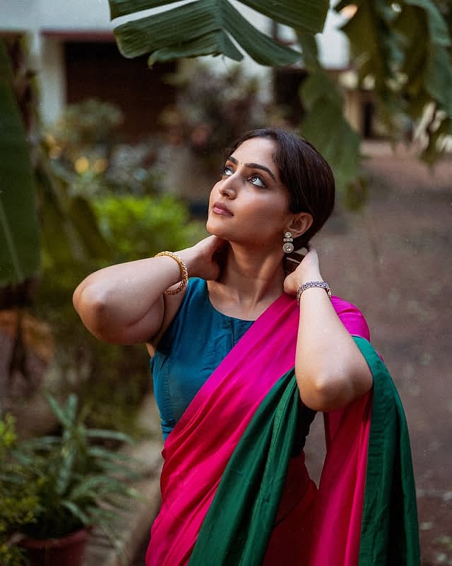 റെബ മോണിക്ക ജോൺ