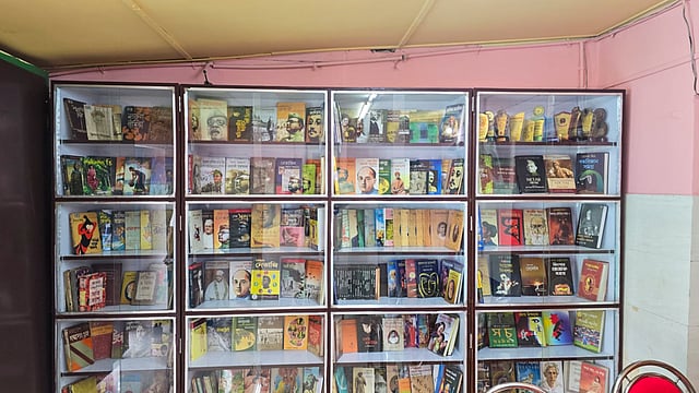 നയോപാറ പൊലീസ് സ്റ്റേഷനിലെ നേതാജി മെമ്മോറിയൽ
