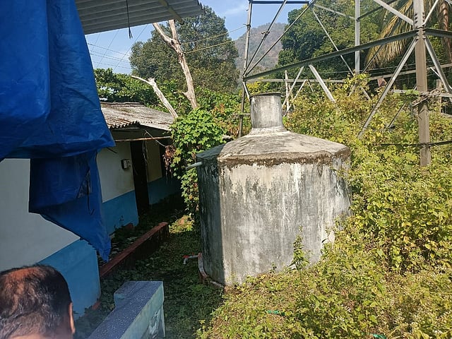 ജോണ്സണിന്റെ വീട്