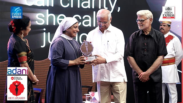 സിസ്റ്റര് റോസ്ലിൻ