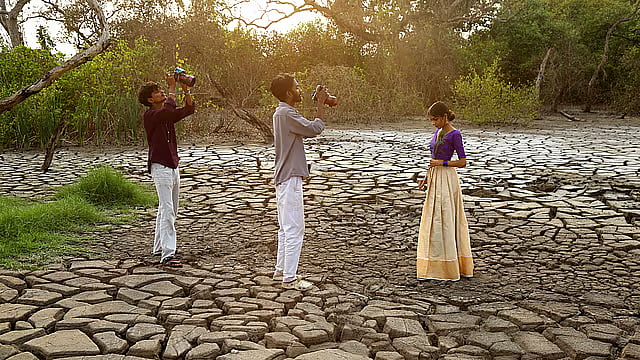 ഒരുകാലത്ത് ഈ പ്രദേശം കണ്ടൽക്കാടുകളാൽ സമ്പന്നമായിരുന്നു.