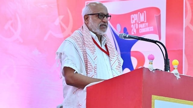 പാർട്ടി കോൺഗ്രസിൽ സംസാരിക്കുന്ന എംഎ ബേബി