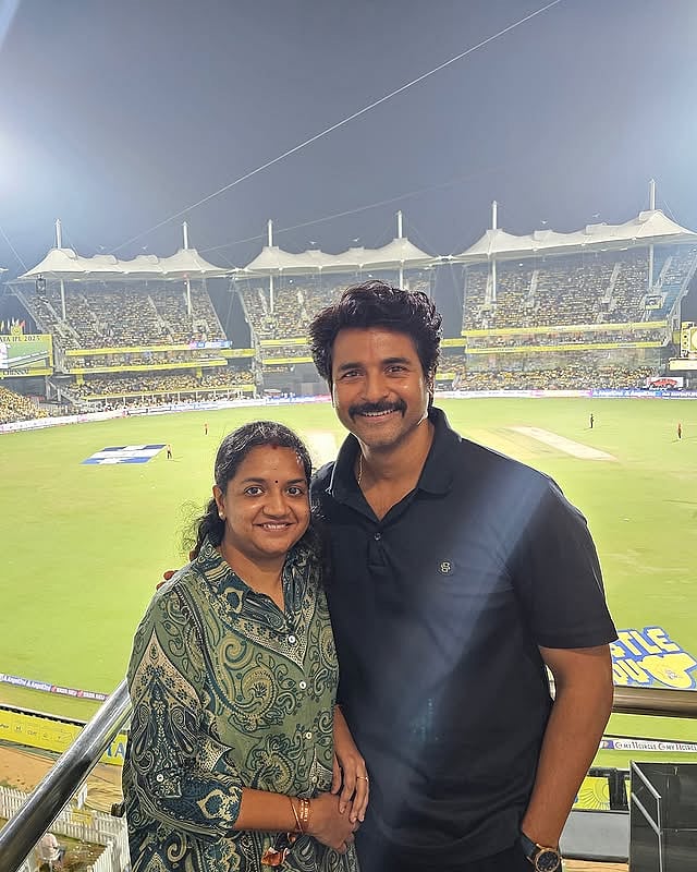 ശിവകാർത്തികേയനും ഭാര്യ ആരതിയും ഐപിഎൽ വേദിയിൽ.