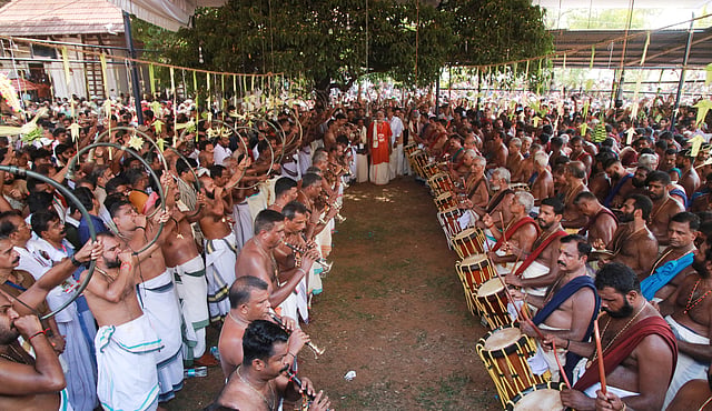 മേടമാസത്തിലെ പൂരം നക്ഷത്രത്തിലാണ് തൃശൂര് പൂരം
