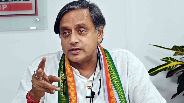 shashi tharoor