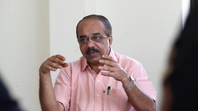 എ പ്രദീപ് കുമാര്‍ മുഖ്യമന്ത്രിയുടെ പ്രൈവറ്റ് സെക്രട്ടറി
