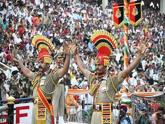 ബീറ്റിങ് റിട്രീറ്റ് അതിർത്തിയിൽ ഫയൽ ചിത്രം