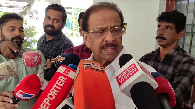 'രാഹുലിനെ സസ്പെന്‍ഡ് ചെയ്യാനുള്ള തീരുമാനം ഞാന്‍ അറിഞ്ഞിട്ടില്ല; നശിപ്പിക്കുന്നതിനോട് യോജിപ്പില്ല'