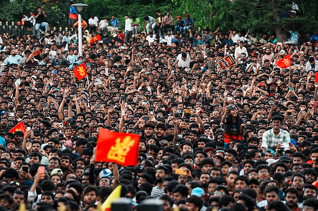 ആര്സിബിക്ക് സര്ക്കാരും ക്രിക്കറ്റ് അസോസിയേഷനുമാണ് സ്വീകരണം ഒരുക്കിയത്