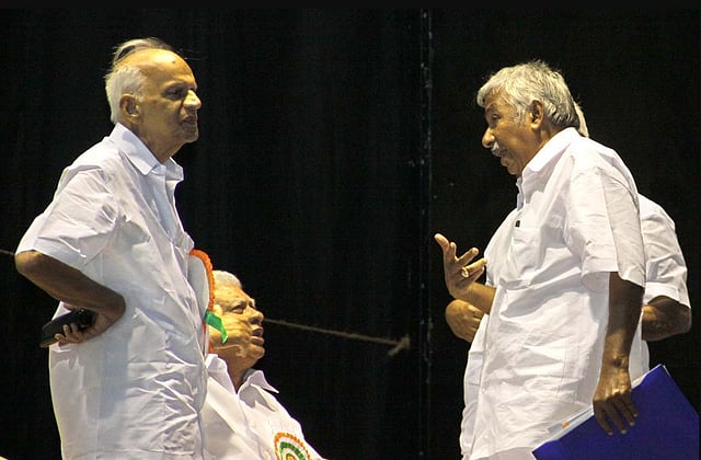 തെന്നല ഉമ്മൻചാണ്ടിക്കൊപ്പം